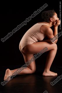 kneeling reference poses of zahara14